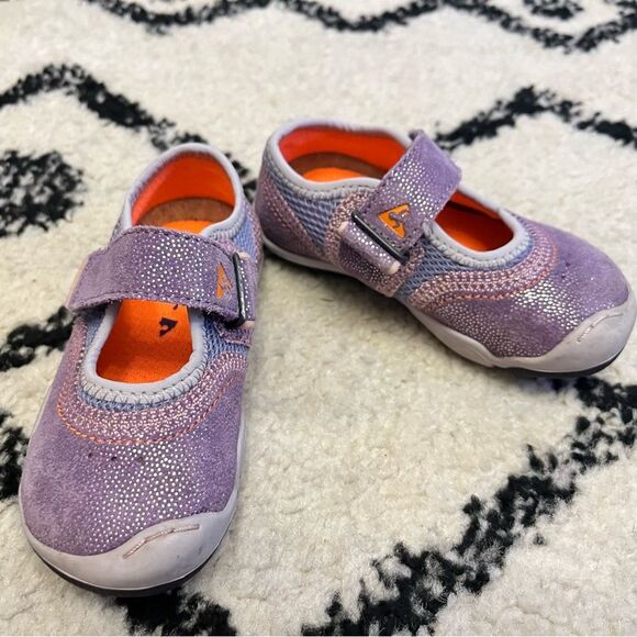 Plae Emme Shimmer Suede & Mesh Lavender/Violet Sneaker Size 6 - Picture 2 of 9